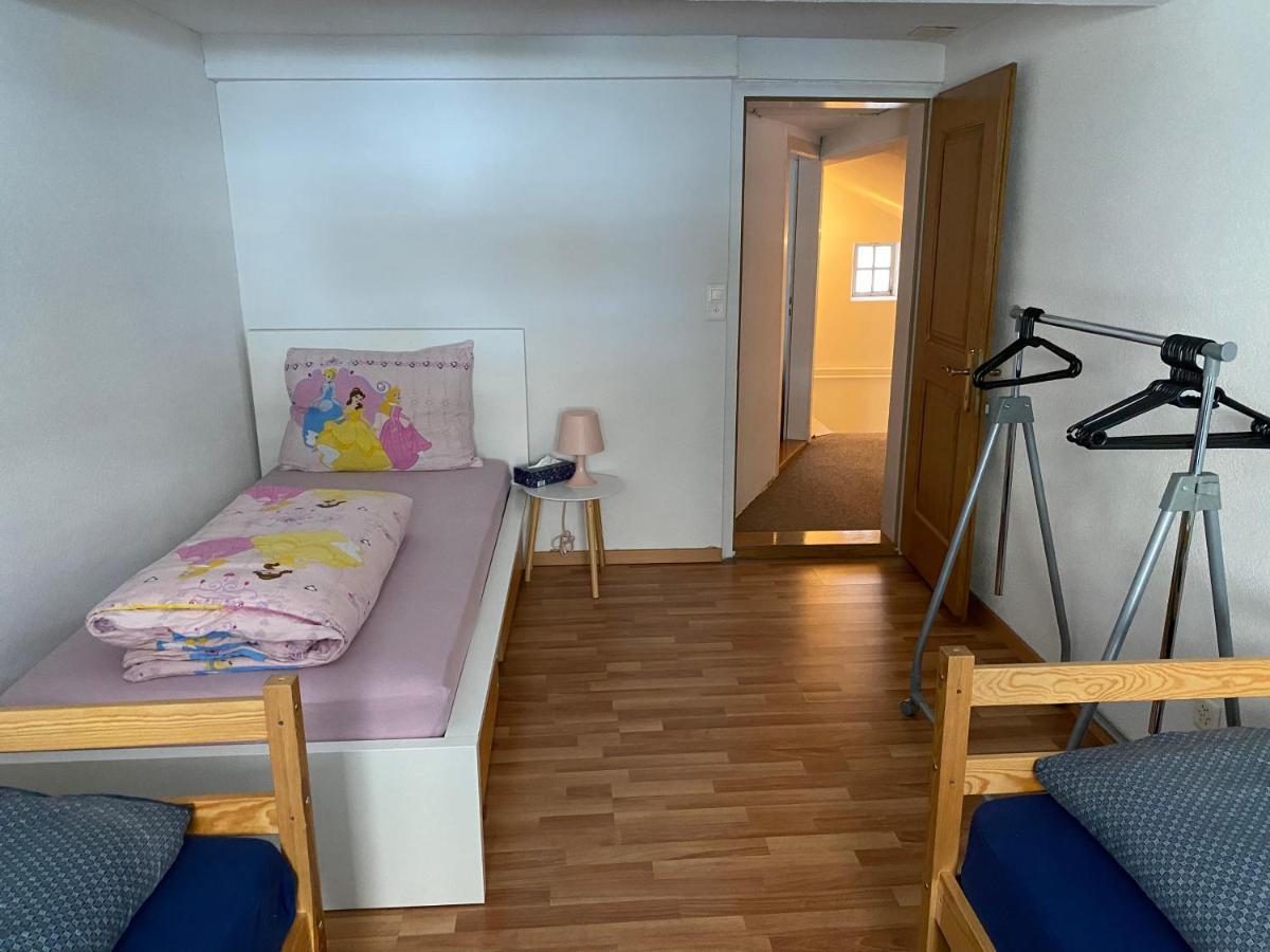 Haus Wiggis Leilighet Netstal Eksteriør bilde